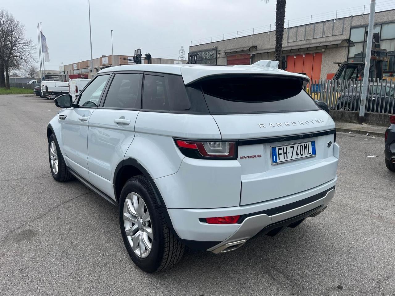 Land Rover Range Evoque 2.0 TD4 180 CV 5p. Business Edition SE