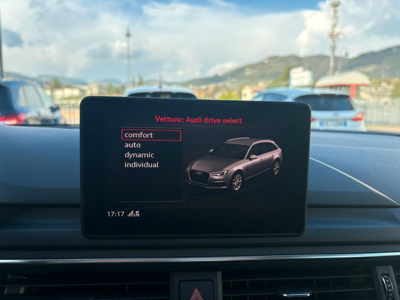 Audi A4 Avant 2.0 TDI 122 CV S tronic