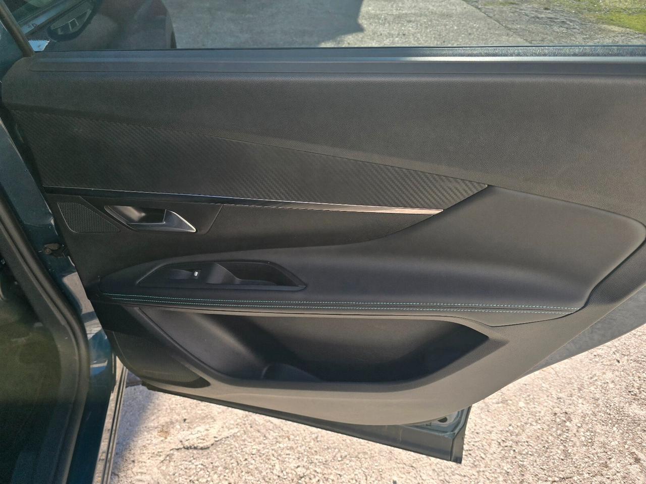 Peugeot 5008 BlueHDi 130 S&S EAT8 Allure Pack