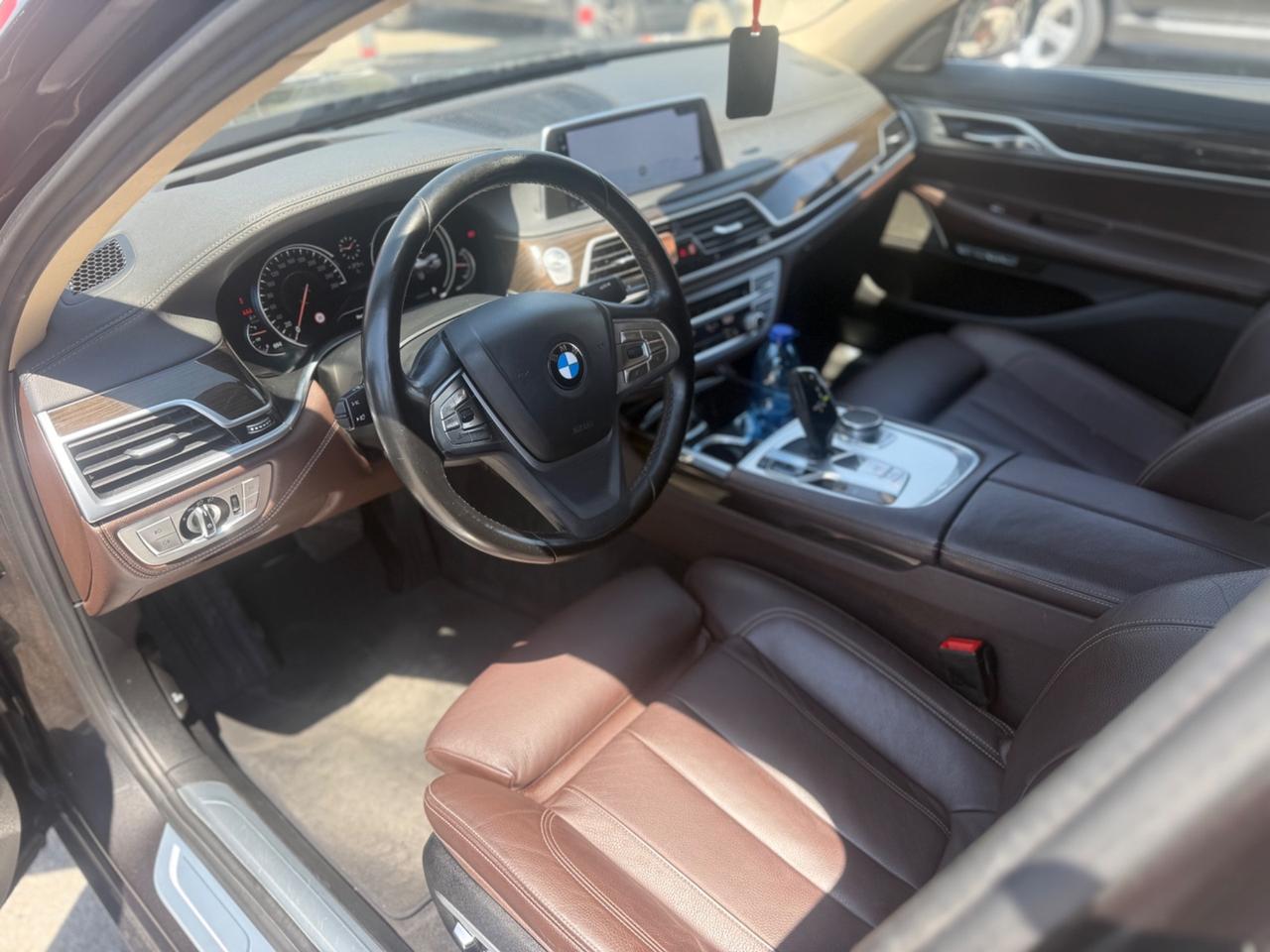 BMW 730 CARBON CORE 2017 12 MESI DI GARANZIA