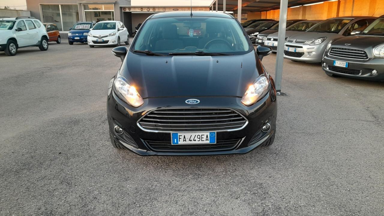 Ford Fiesta 1.4 5 porte Bz.- GPL