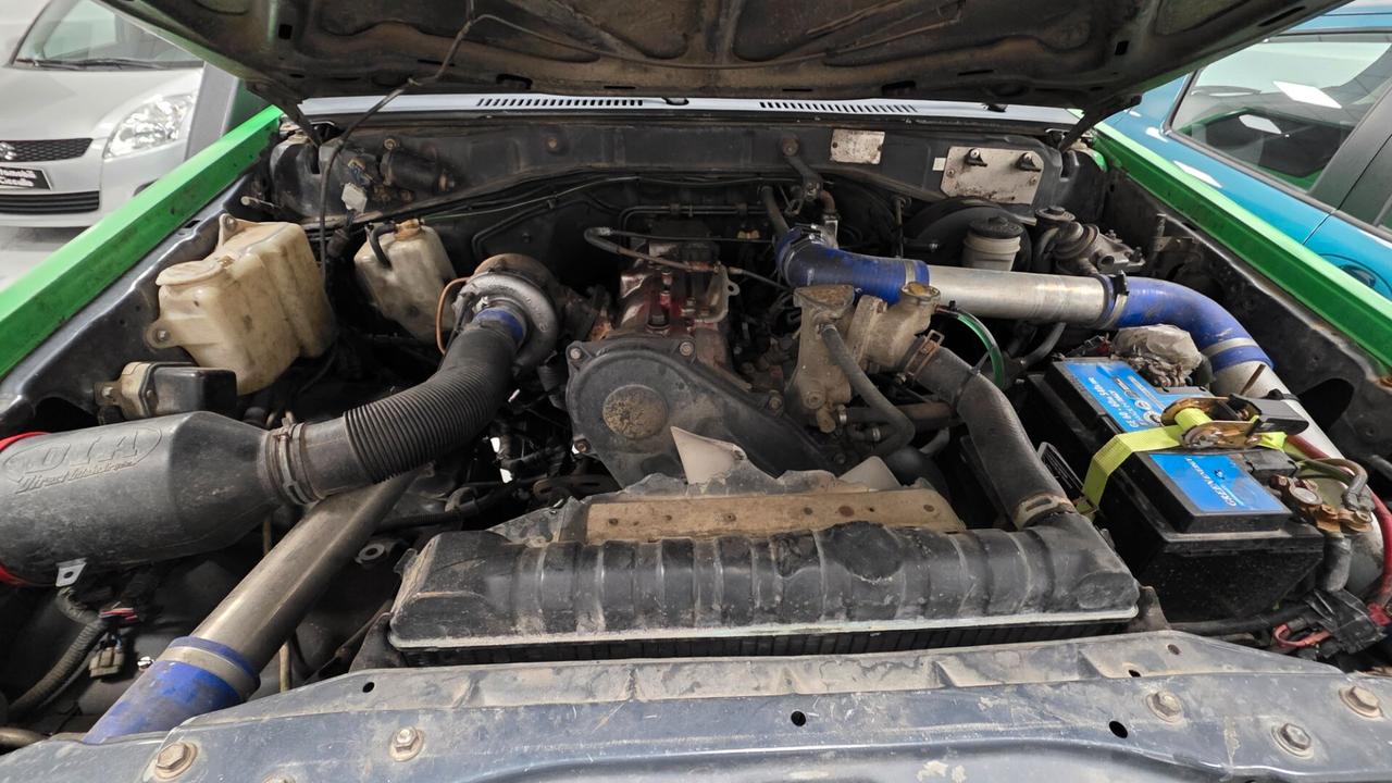 Toyota Land Cruiser II 2.4 turbodiesel SW LJ70