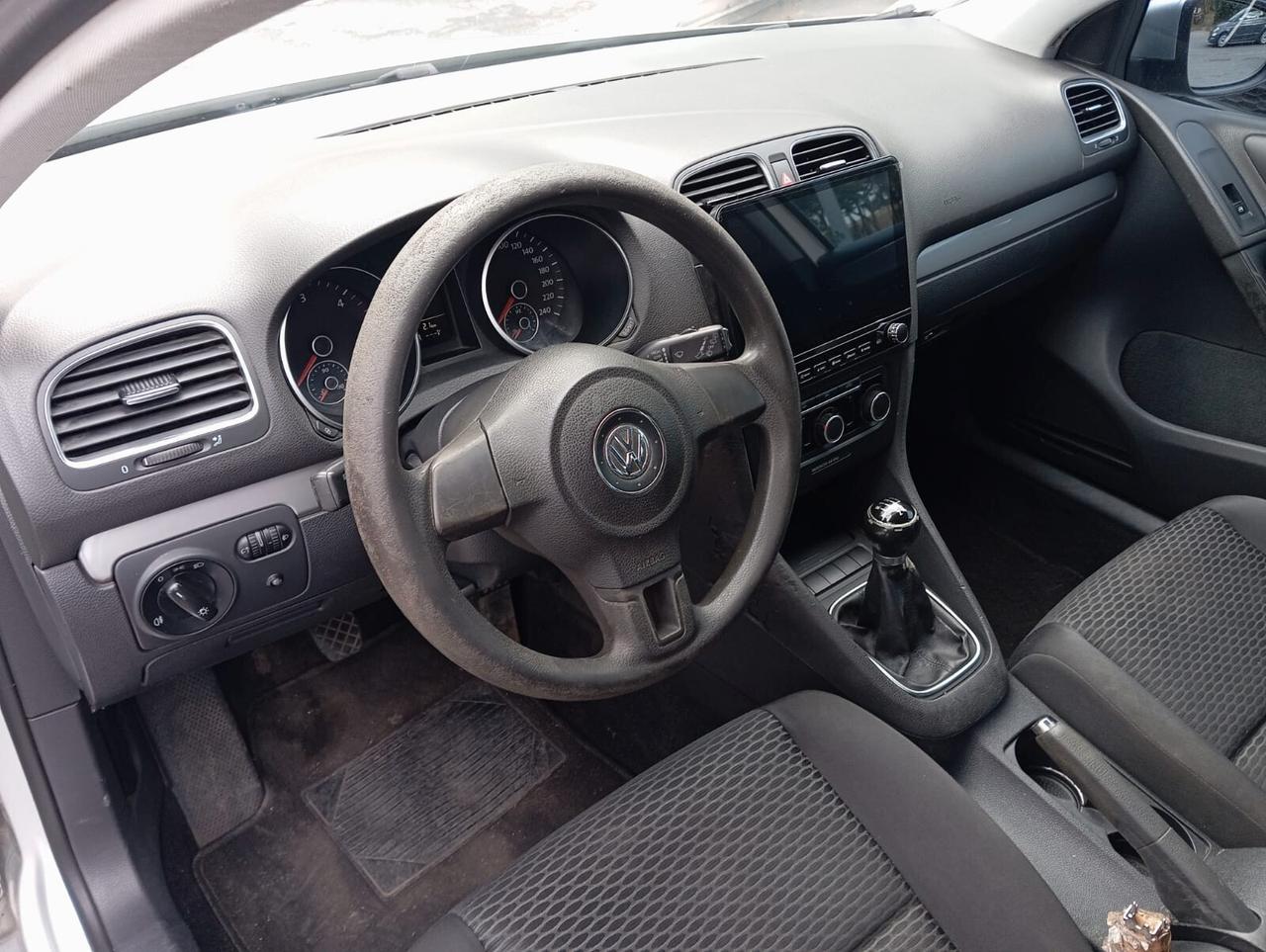 Volkswagen Golf 1.6 TDI DPF 5p. Sport