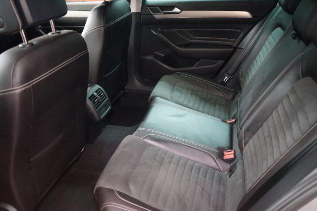 VOLKSWAGEN Passat Variant 2.0 TDI SCR EVO DSG Executive Certificata