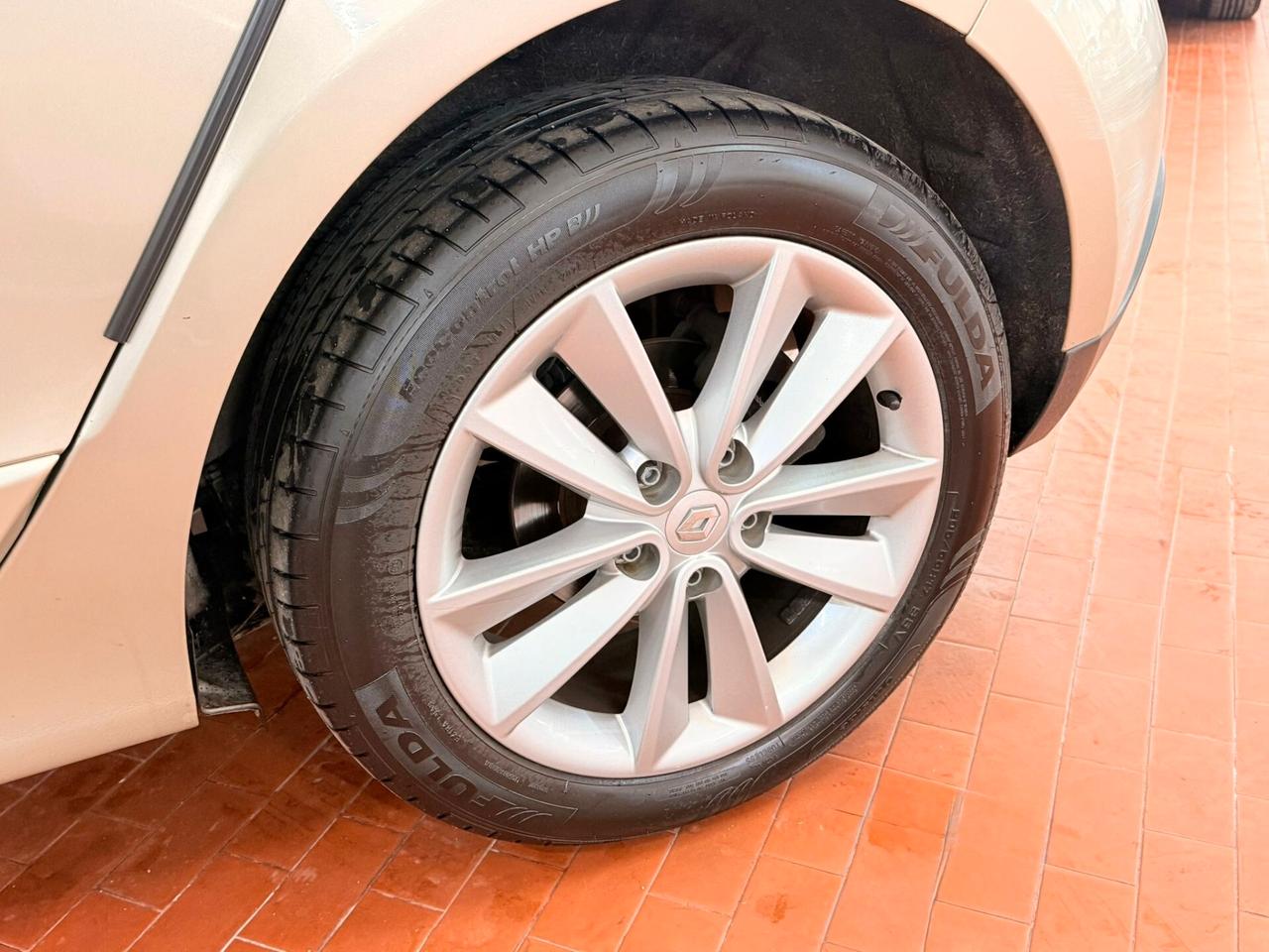 Renault Scenic X-Mod 1.5 dCi 110CVDynamique