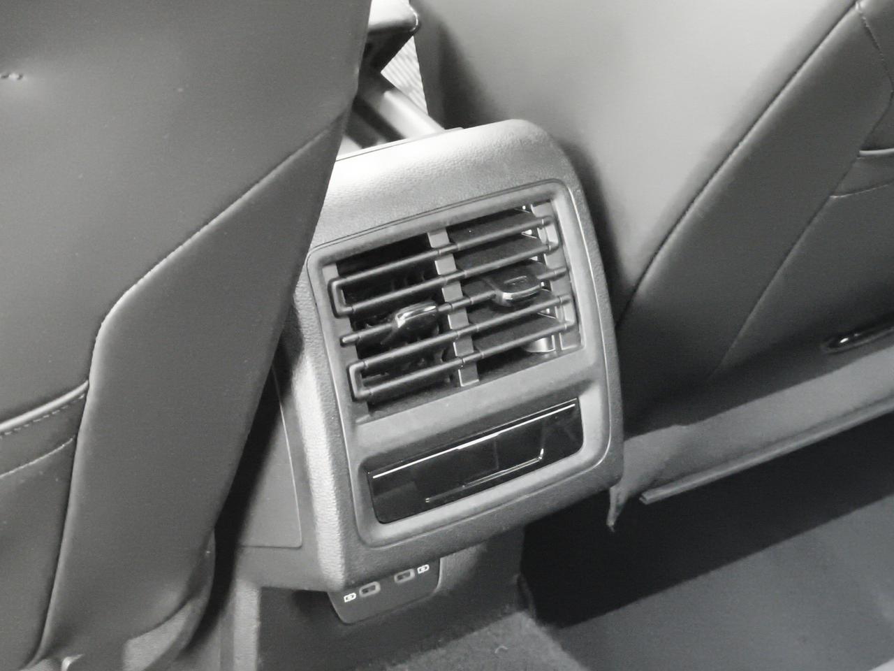 Volkswagen Golf 2.0 tdi R-Line 150cv