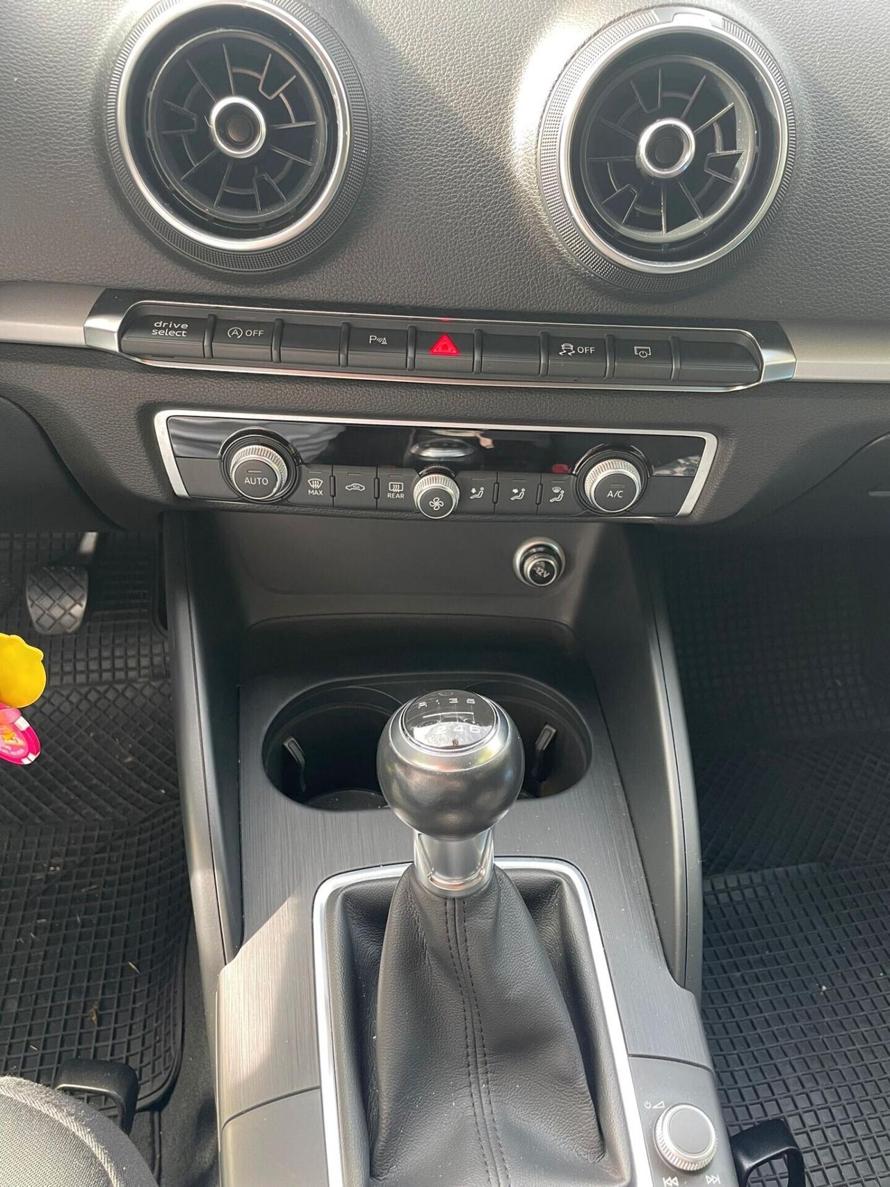 Audi A3 SPB 30 TDI //PARI AL NUOVO\\