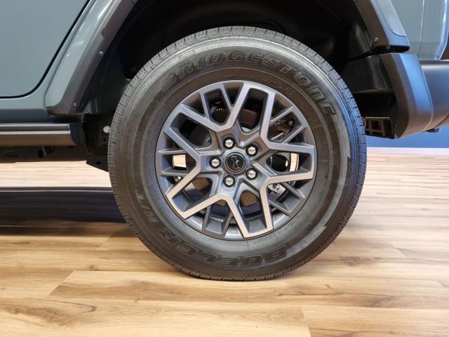 JEEP Wrangler Unlimited 2.0 Turbo Sahara