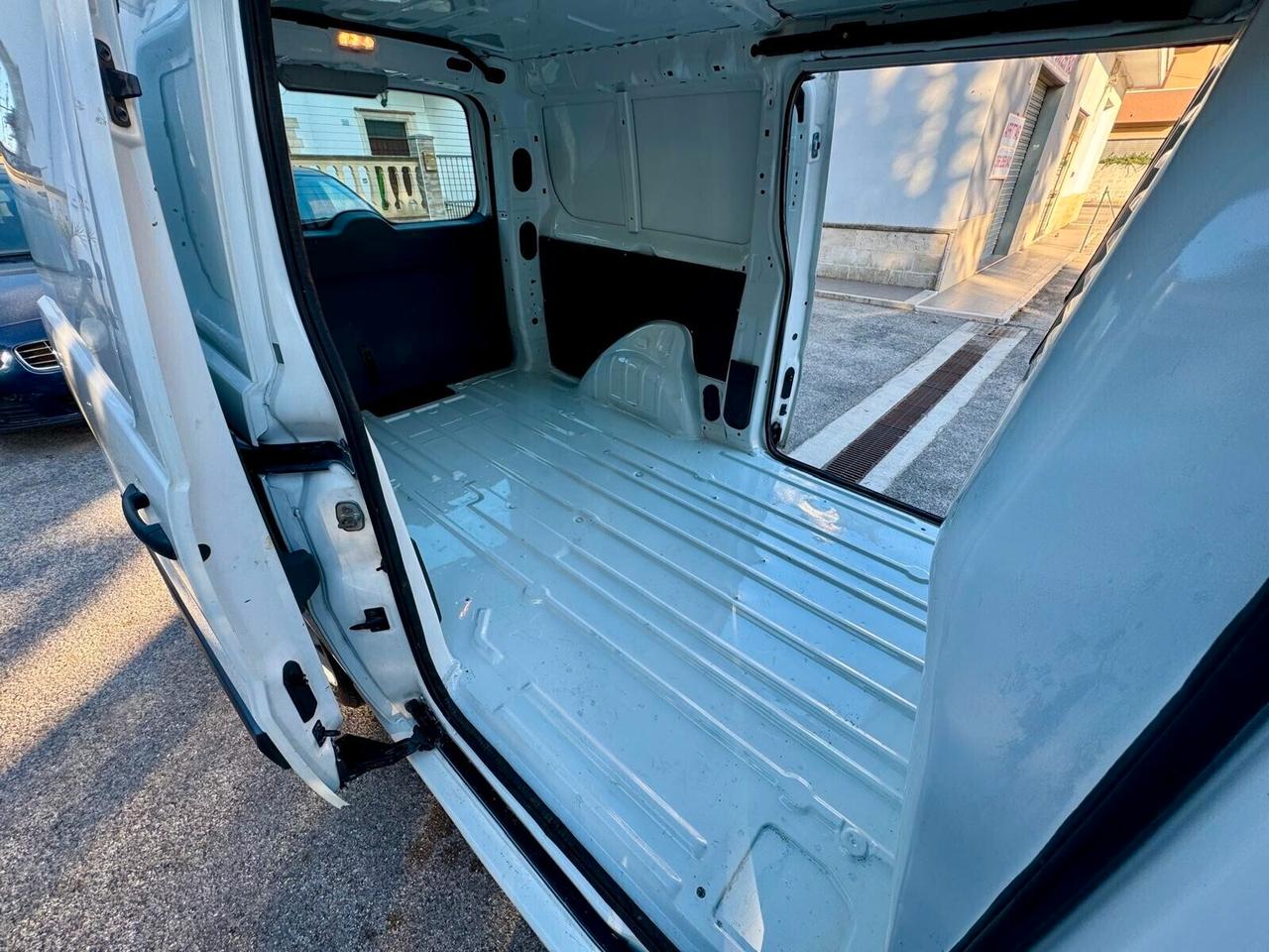 Fiat Scudo Maxi 2.0 MJT 130CV 3 posti GANCIO