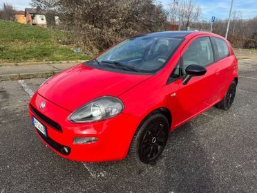 Fiat Punto bicolor idonea ai neopatentati