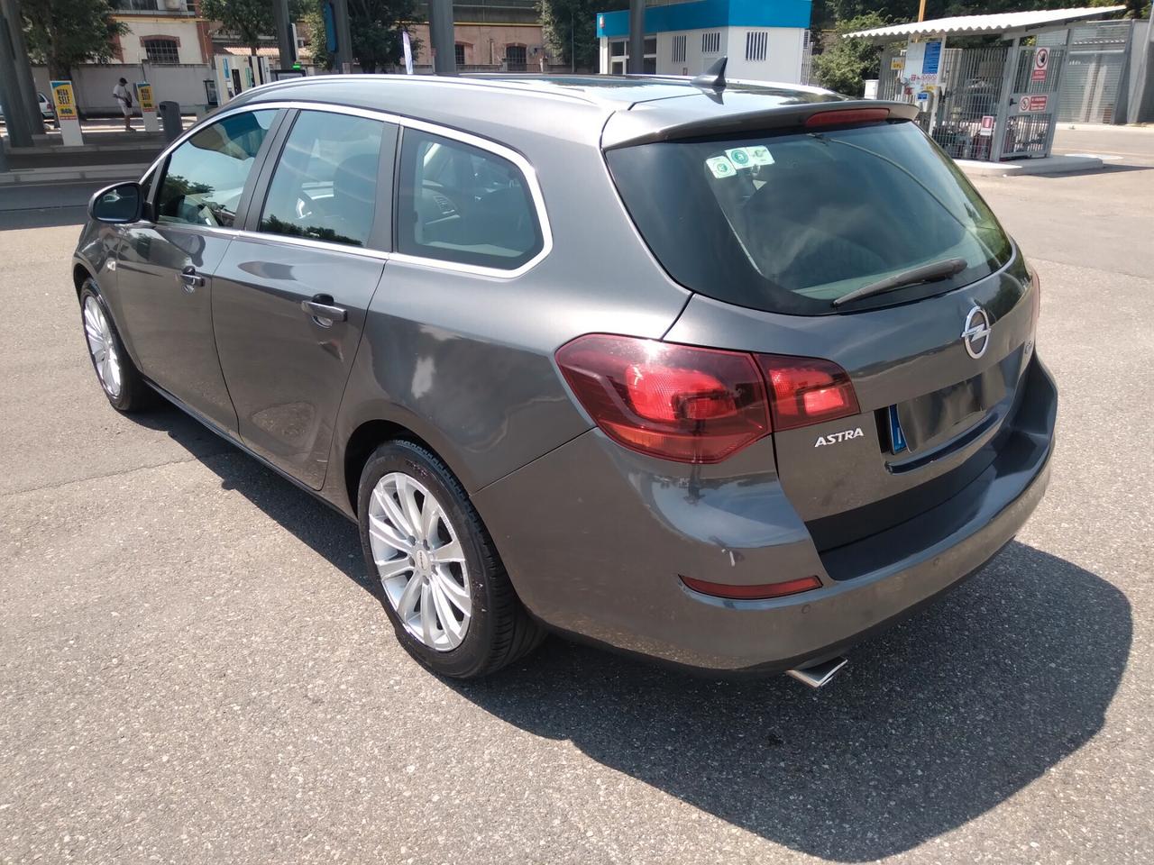 Opel Astra 2.0 CDTI 160CV Sports Tourer Cosmo S