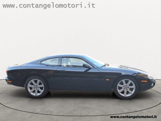 JAGUAR XK8 4.2 Coupé