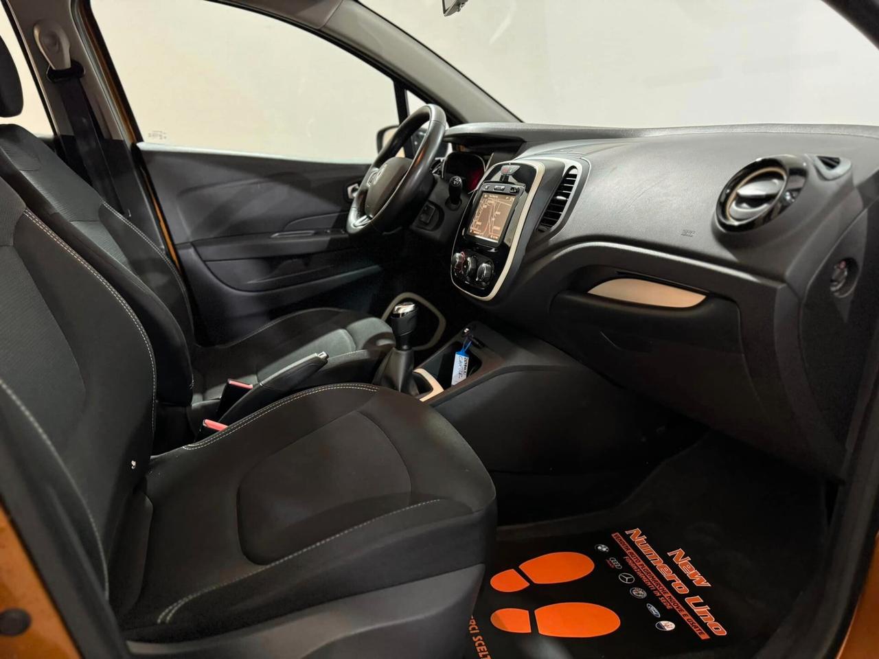 Renault Captur Renault Captur 1.5dci 90cv R-link 2019