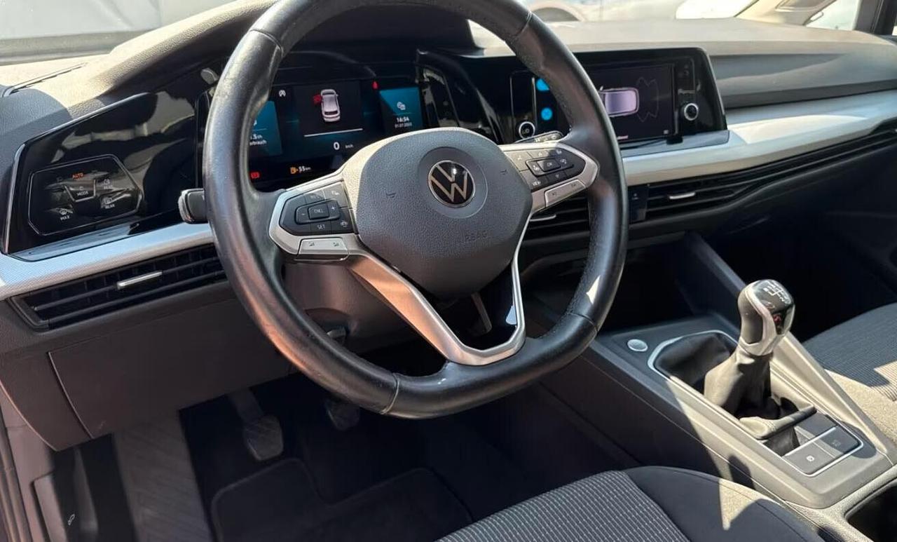 Volkswagen Golf 1.0 TSI VIII
