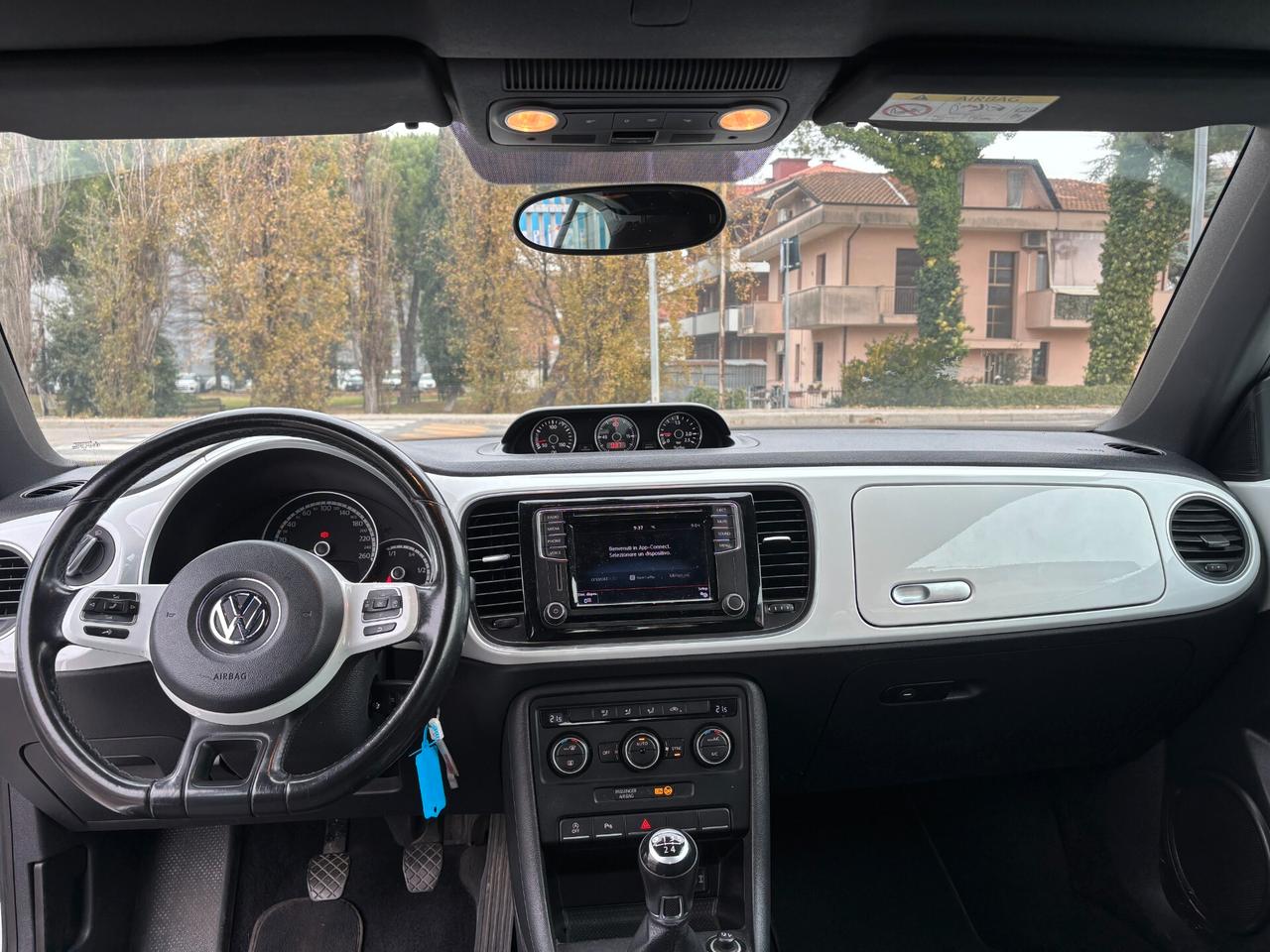 Volkswagen Maggiolino Cabrio 2.0 TDI Design BlueMotion Technology NESSUN VINCOLO