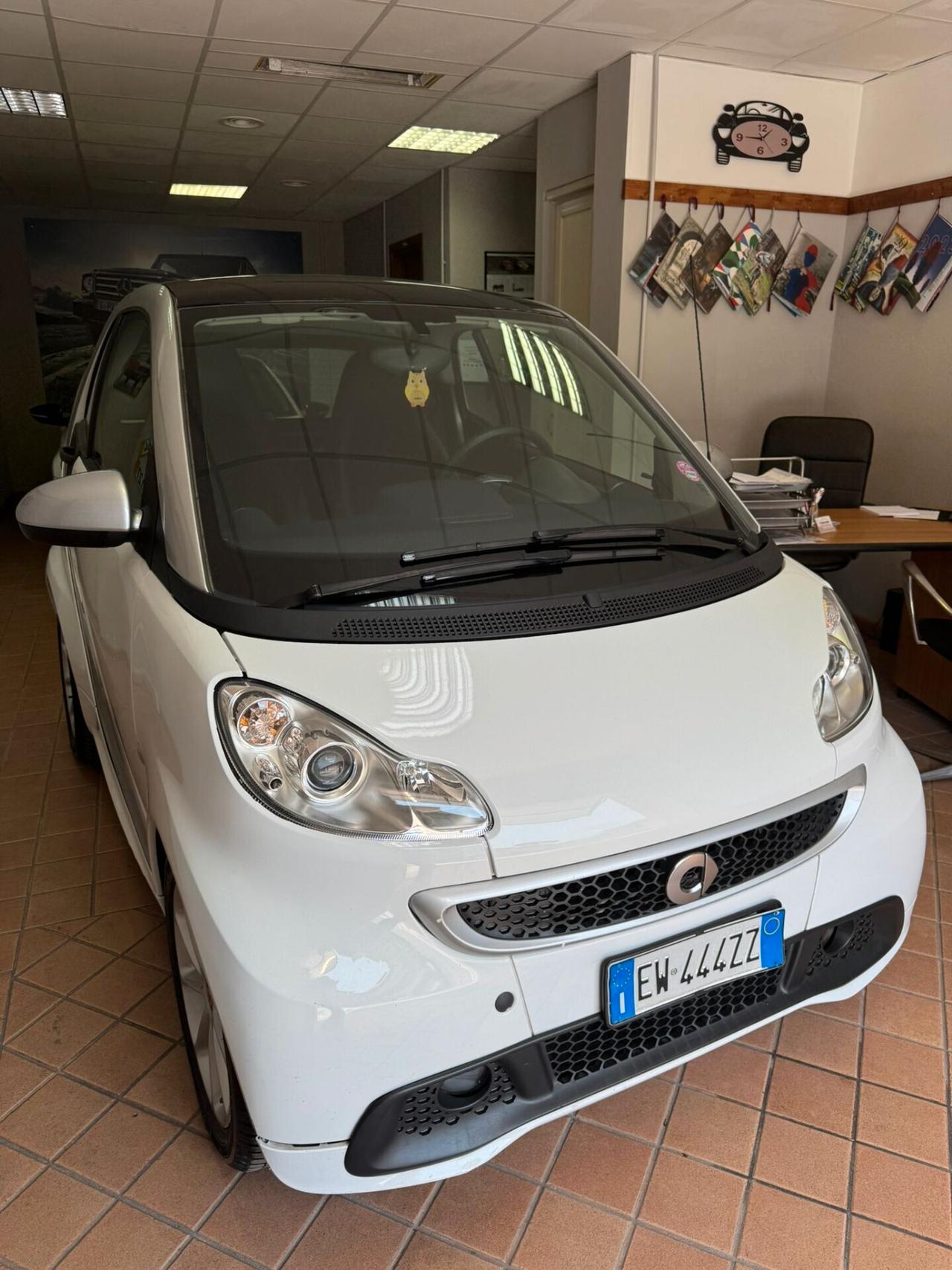 Smart ForTwo 1000 52 kW MHD coupé pulse neop. perfetta