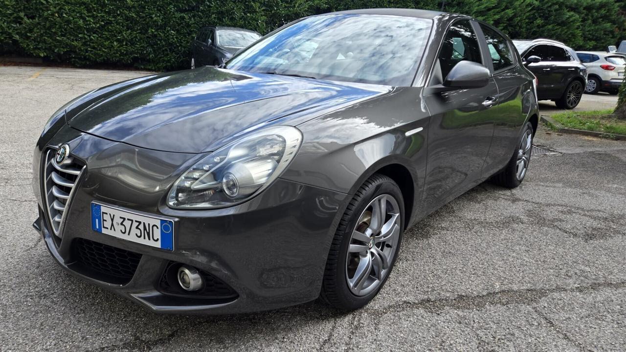 Alfa Romeo Giulietta 1.6 JTDm-2 105 CV Exclusive
