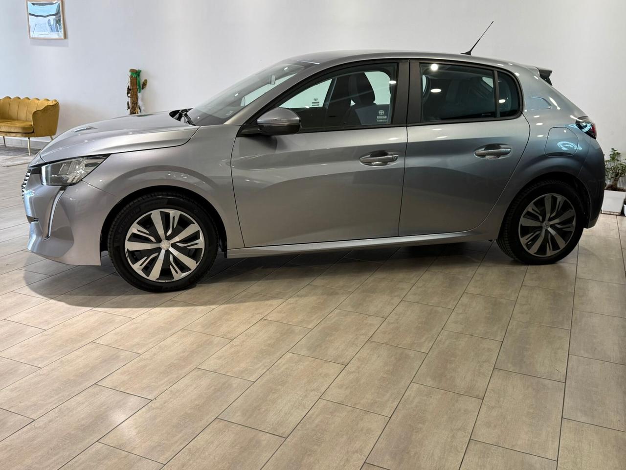 PEUGEOT 208 PURETECH 75 5 PORTE ACTIVEPACK CON SOLI 20.000 KM ANNO 2020