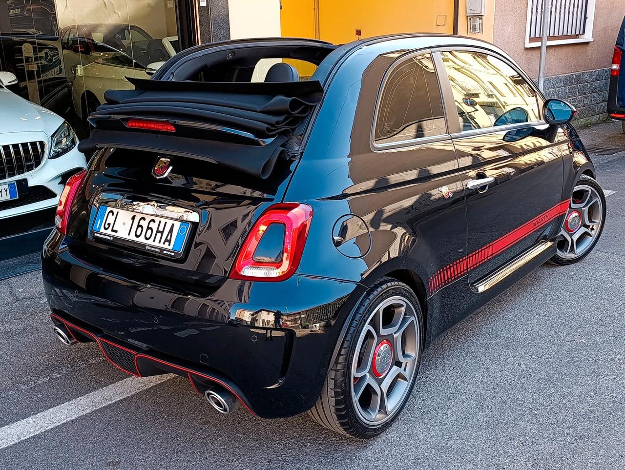 Abarth 500 C 1.4 Turbo T-Jet MTA Cabriolet