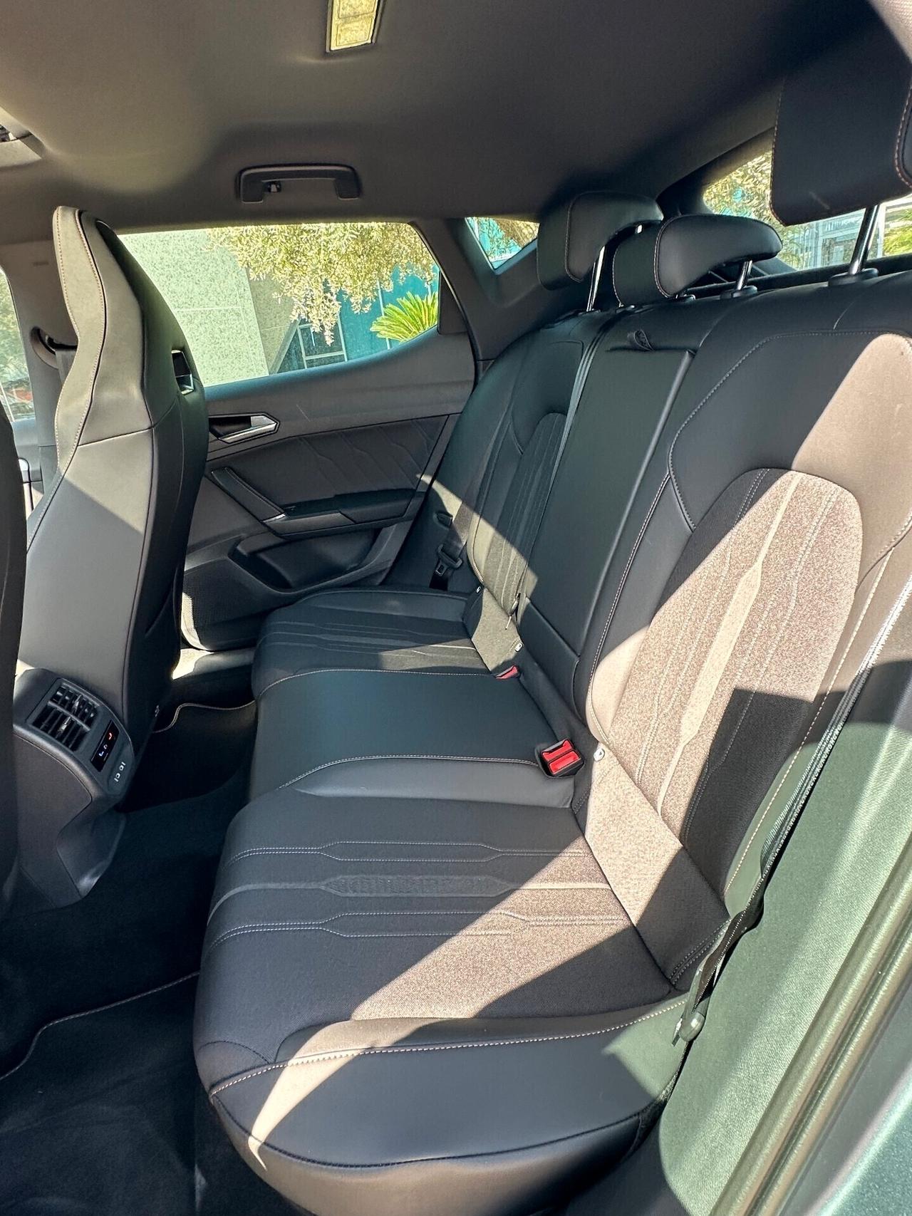 Cupra Leon 1.4 e-HYBRID 245 CV DSG VZ - T-stock 2025
