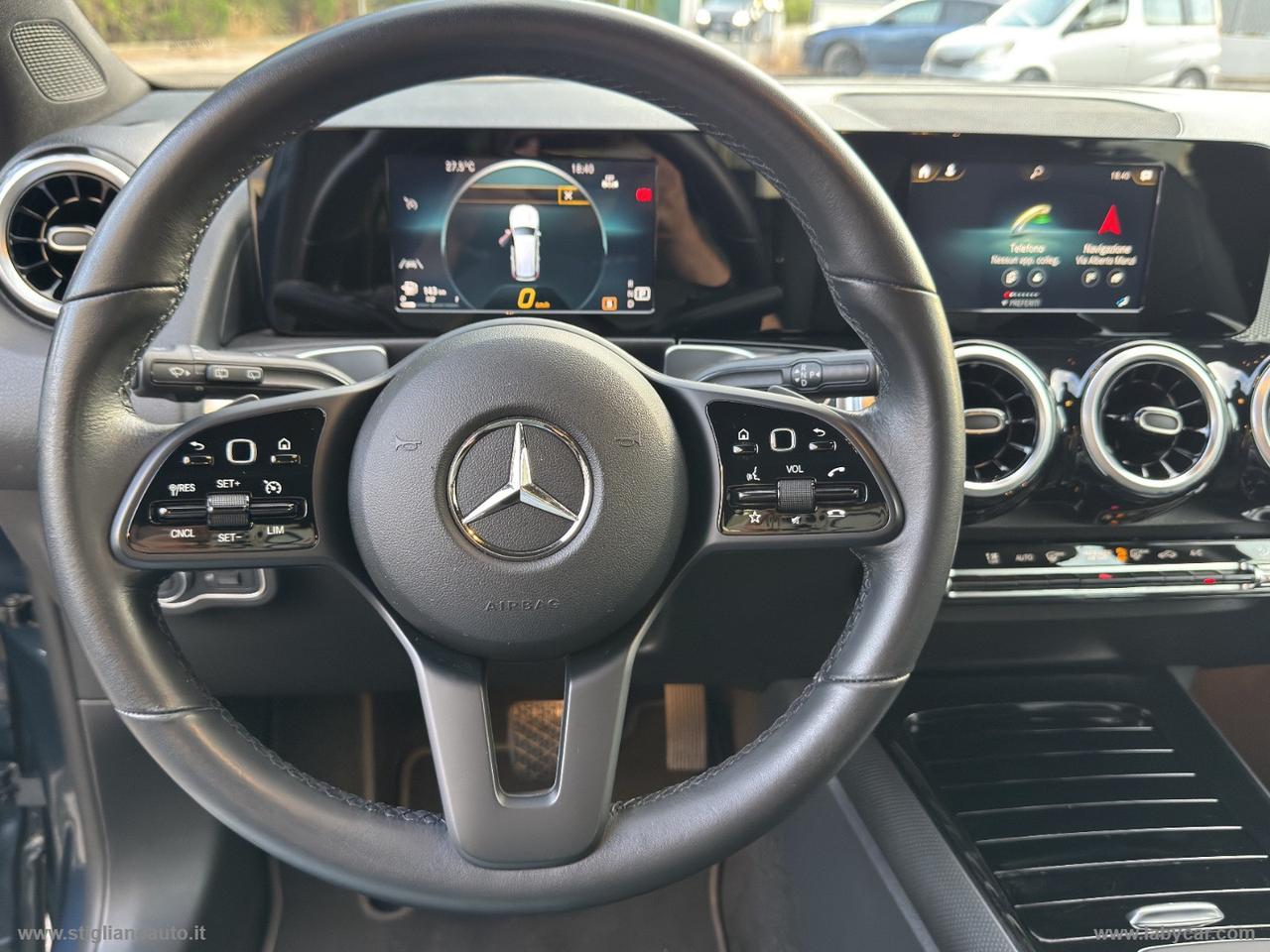 MERCEDES-BENZ GLB 220 d Automatic 4Matic Sport