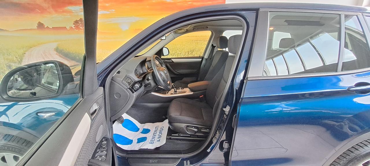 BMW X3 2.0d X-Drive-Automatico-Navi-Pdc-Tagliandat