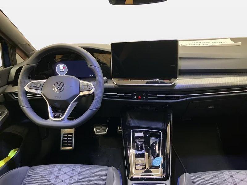 Volkswagen Golf 1.5 eTSI ACT 110kW R-Line DSG LED NAVI