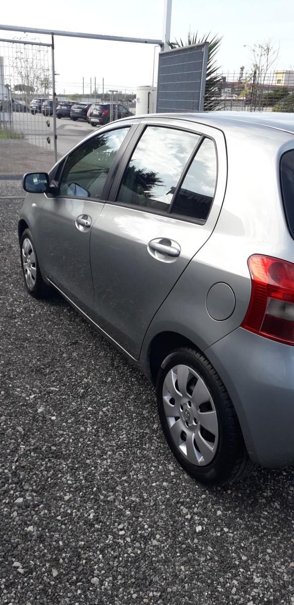 TOYOTA - Yaris - 1.0 5p. Sol
