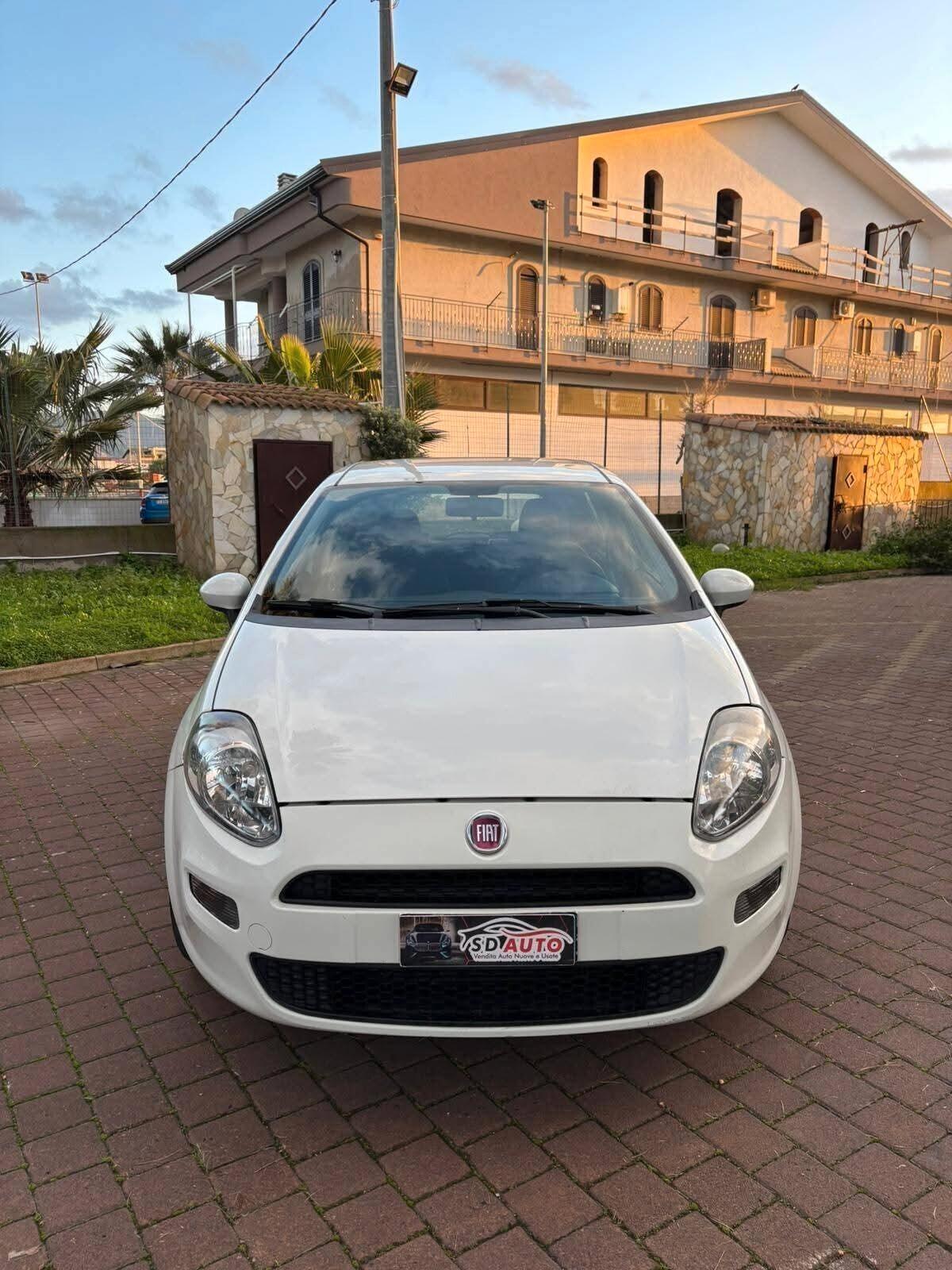 Fiat Punto 1.3 MJT II 75 CV 5 porte Street//