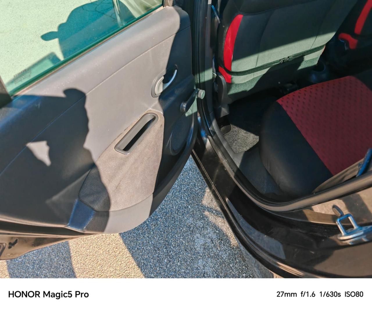 Renault Clio 1.2 16V 5 porte Dynamique