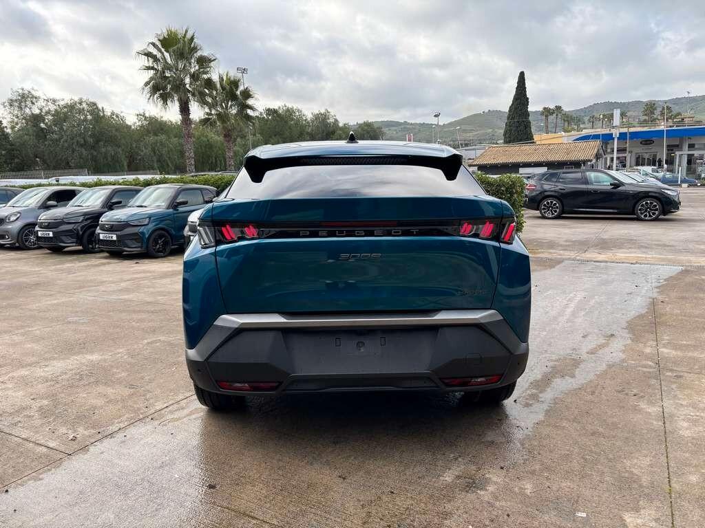 Peugeot 3008 Hybrid 145 Allure KM 0 IVA ESPOSTA Tua a solo 309 Euro al mese