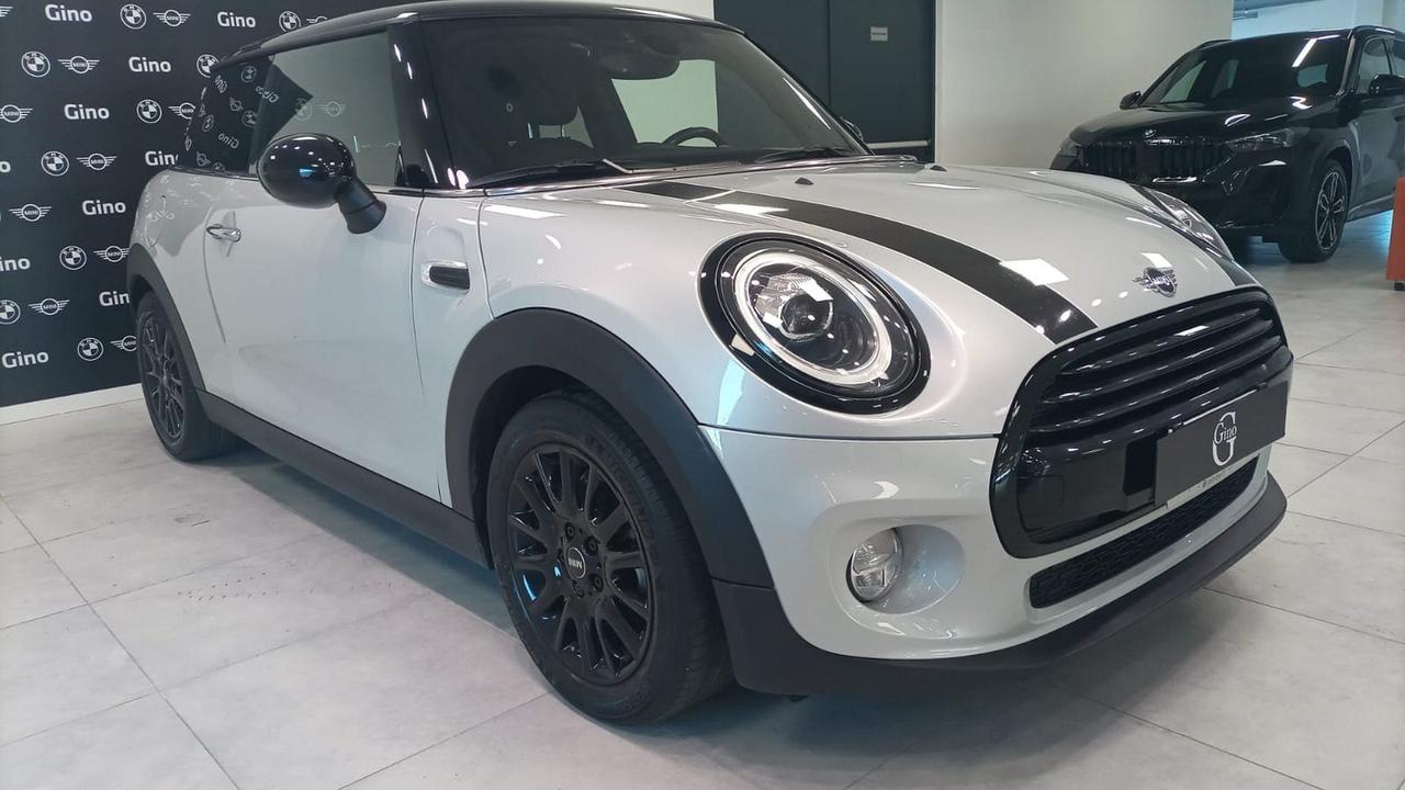 MINI Mini IV F56 2018 3p - Mini 3p 1.5 Cooper D Baker Street auto