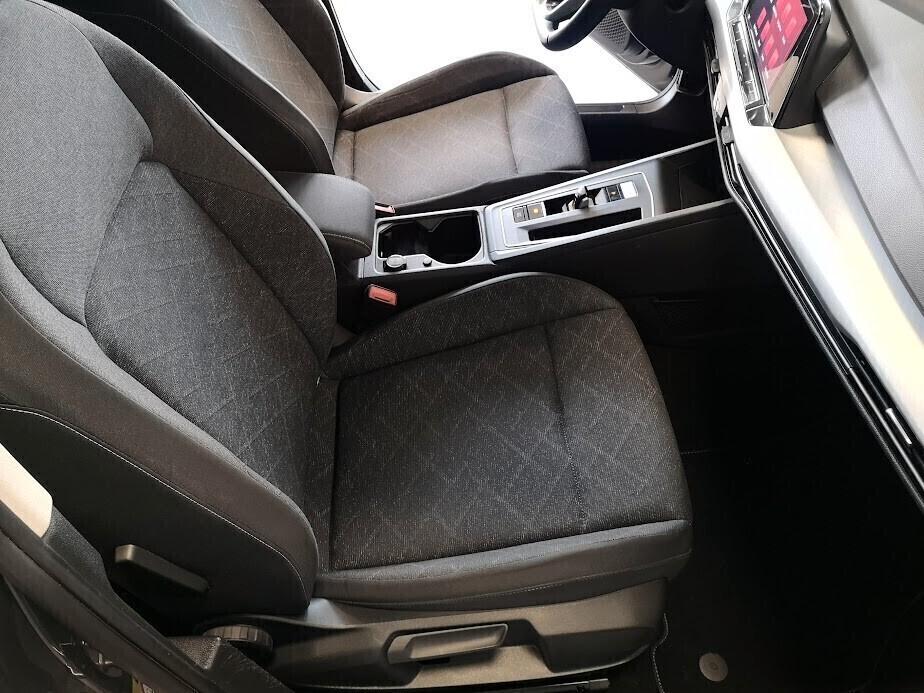 Volkswagen Golf 1.0 TSI EVO Life 110 CV DSG 7 MARCE