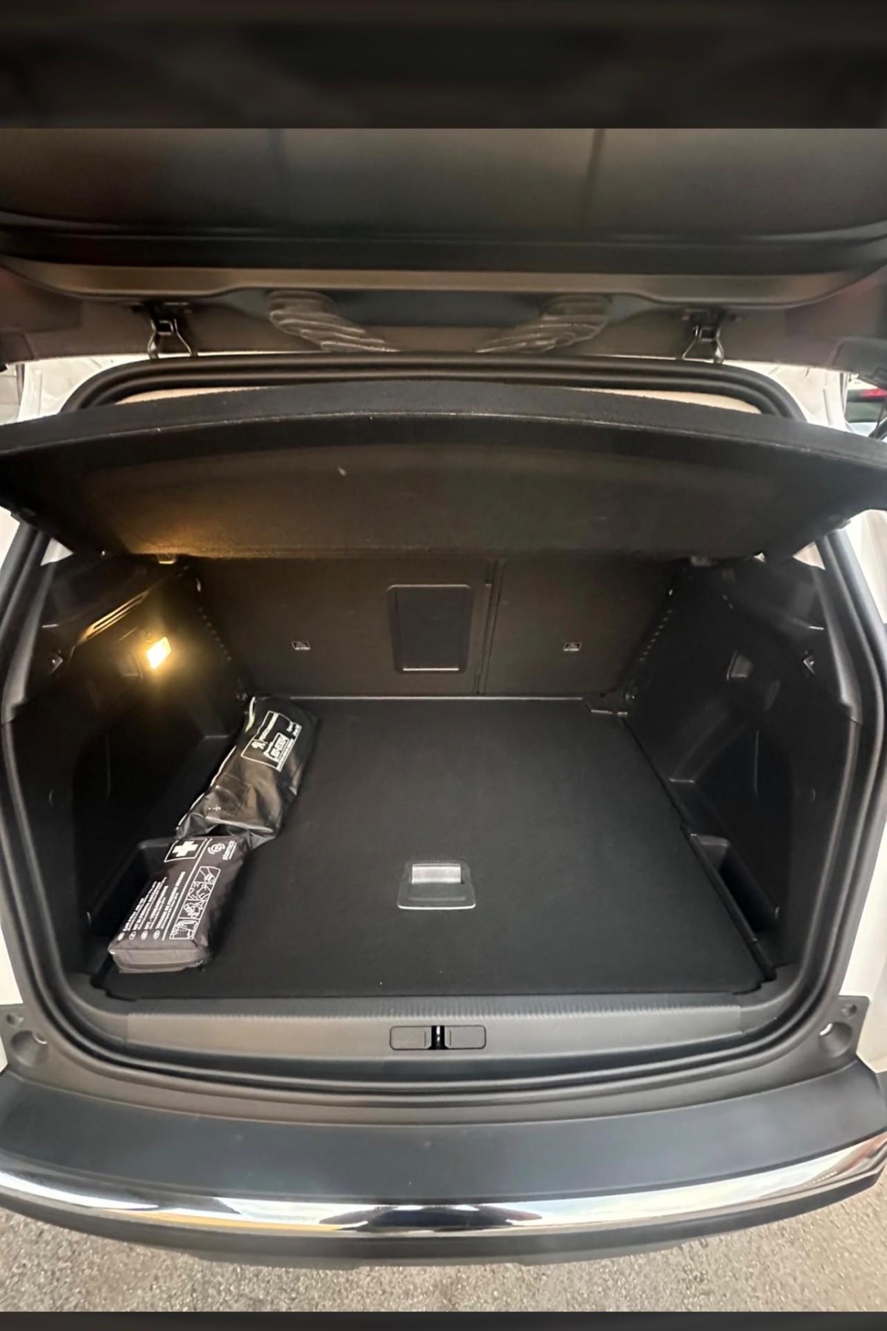 Peugeot 3008 BlueHDi 120 S&S EAT6 Allure
