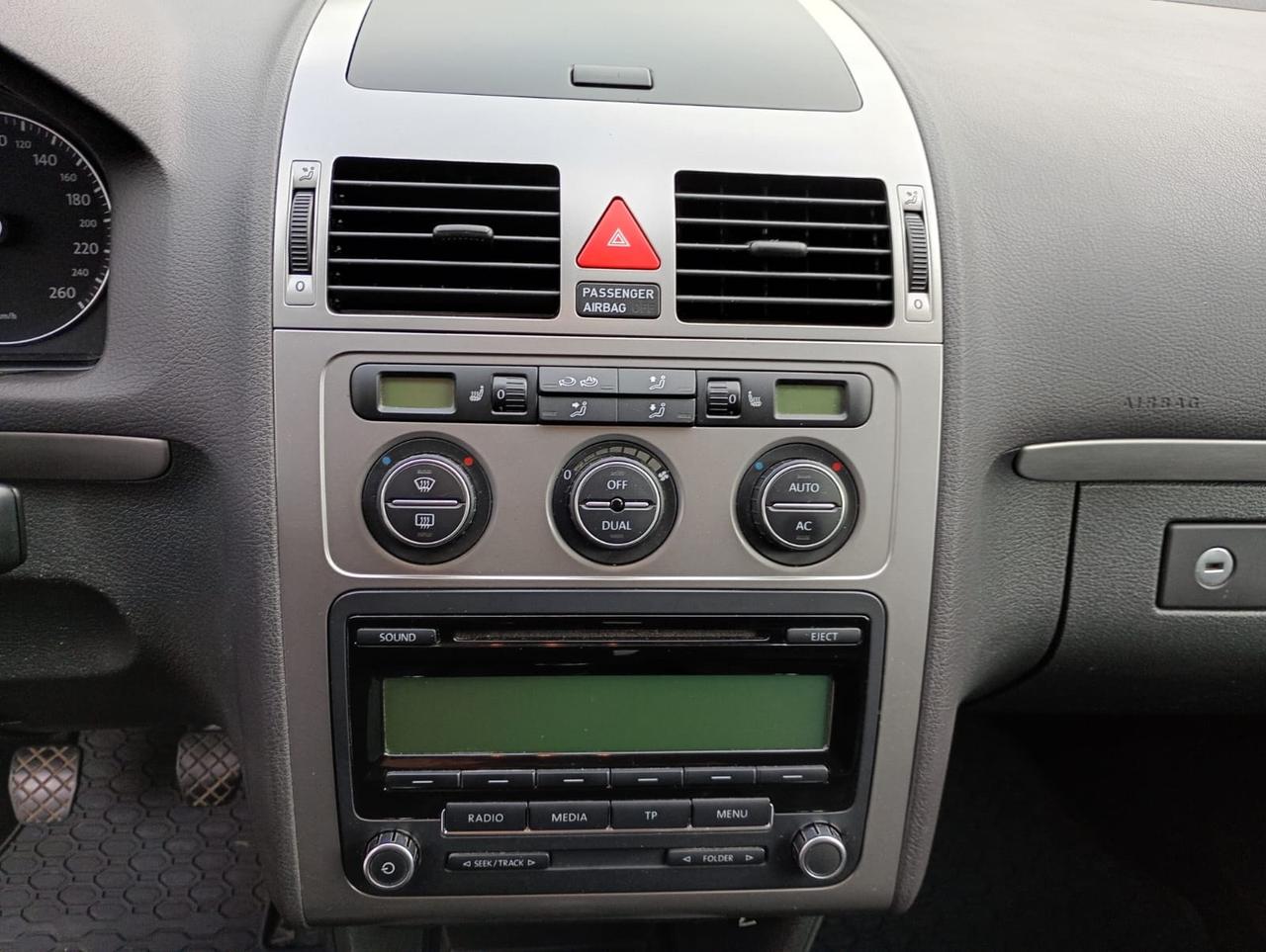 Volkswagen Touran 1.4 TSI Comfortline EcoFuel