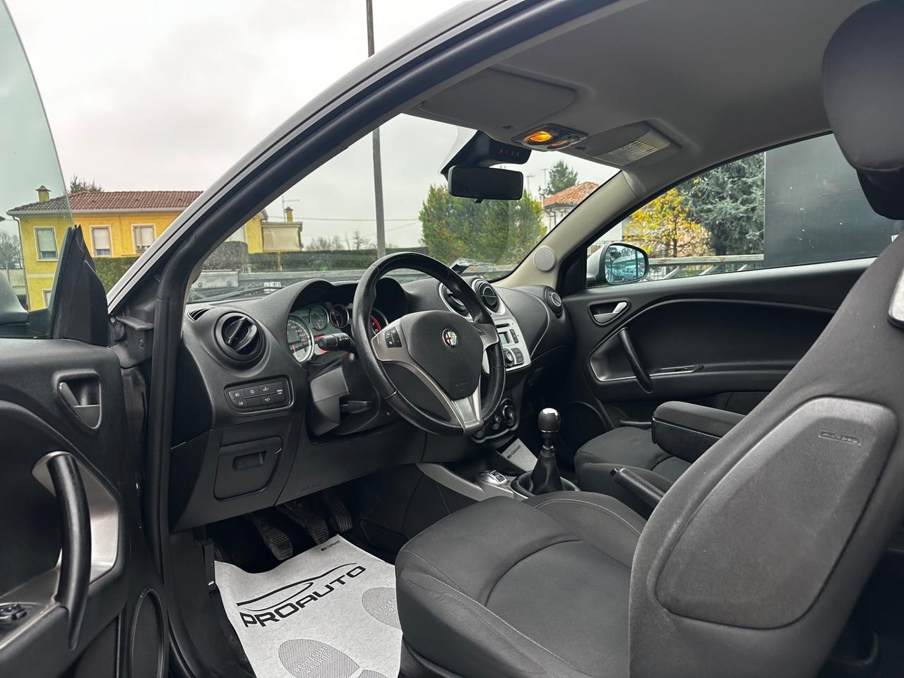 Alfa Romeo MiTo 1.4 105 CV M.air S&S Distinctive Sport Pack