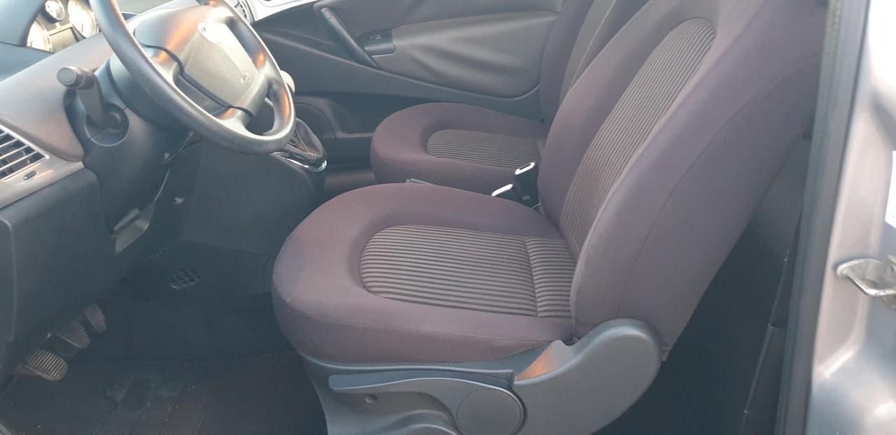 LANCIA YPSILON 1.4 16V ORO