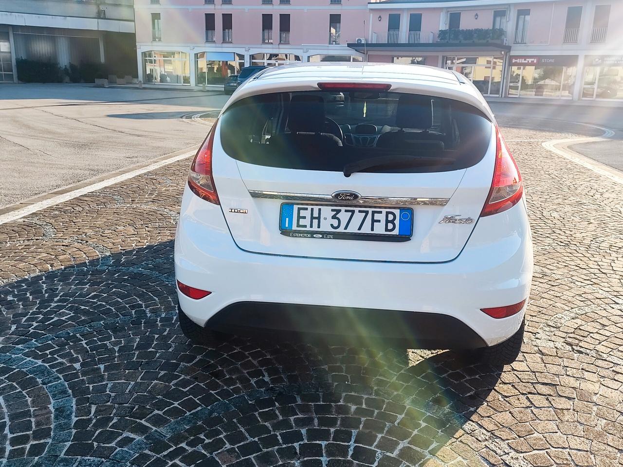 Ford Fiesta 1.4 TDCi 5p. Titanium