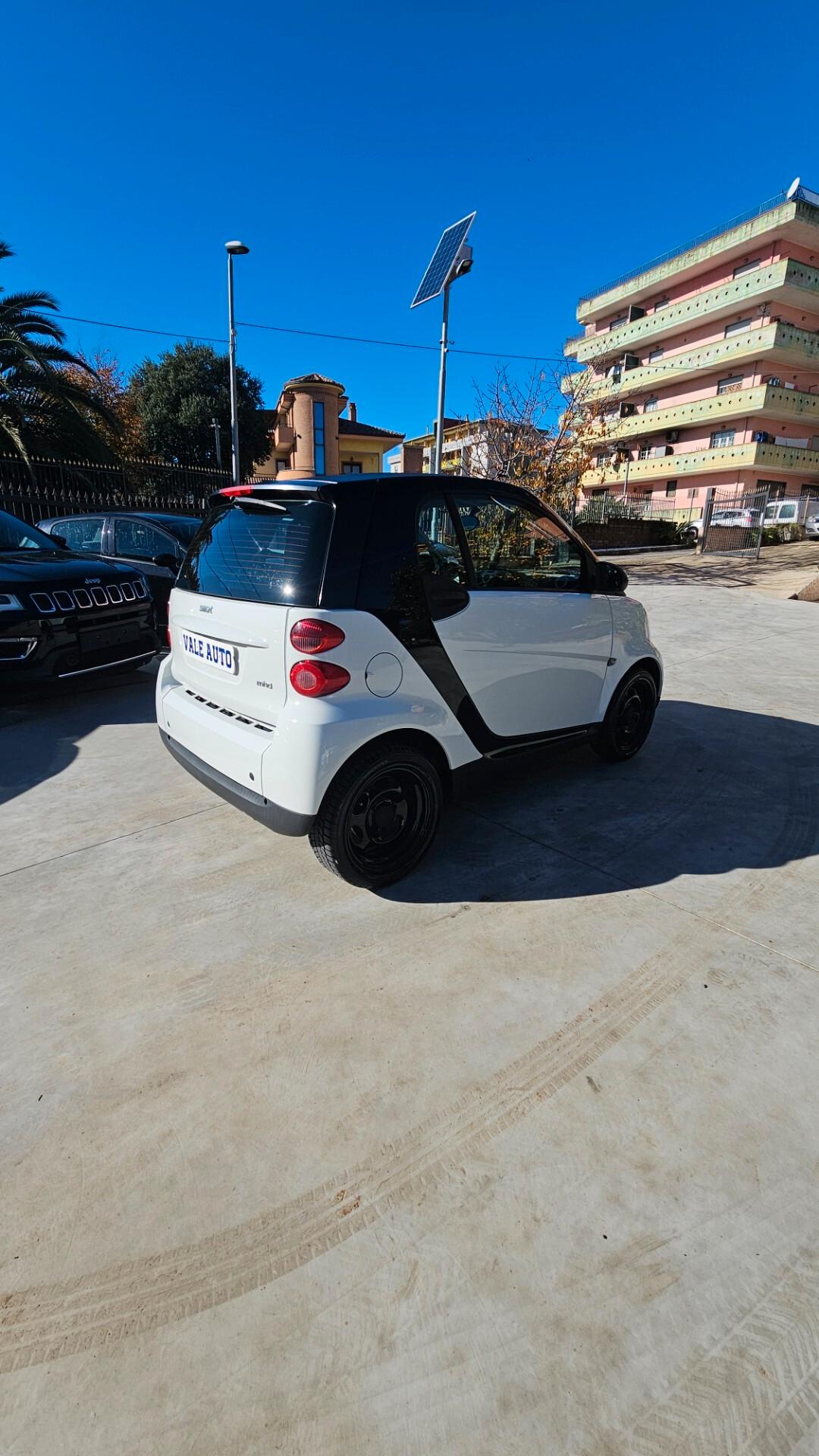 Smart ForTwo 1000 45 kW MHD coupé pure
