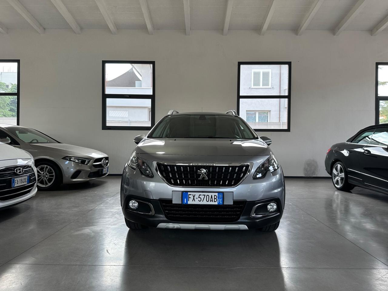 Peugeot 2008 PureTech 82 S&S Allure