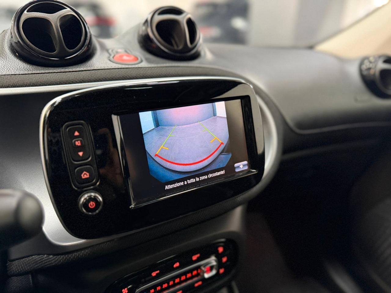 Smart For Four BRABUS 109CV Turbo Twinamic Xclusive