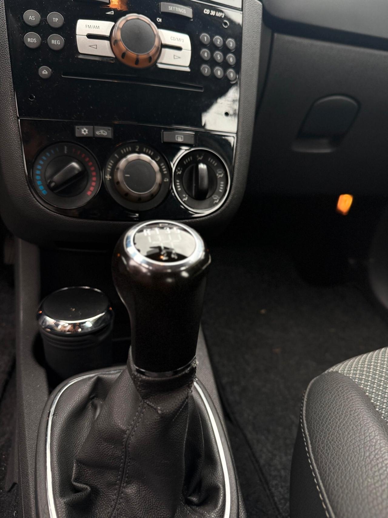 Opel Corsa 1.3 CDTI 75CV ecoFLEX 5 porte Cosmo