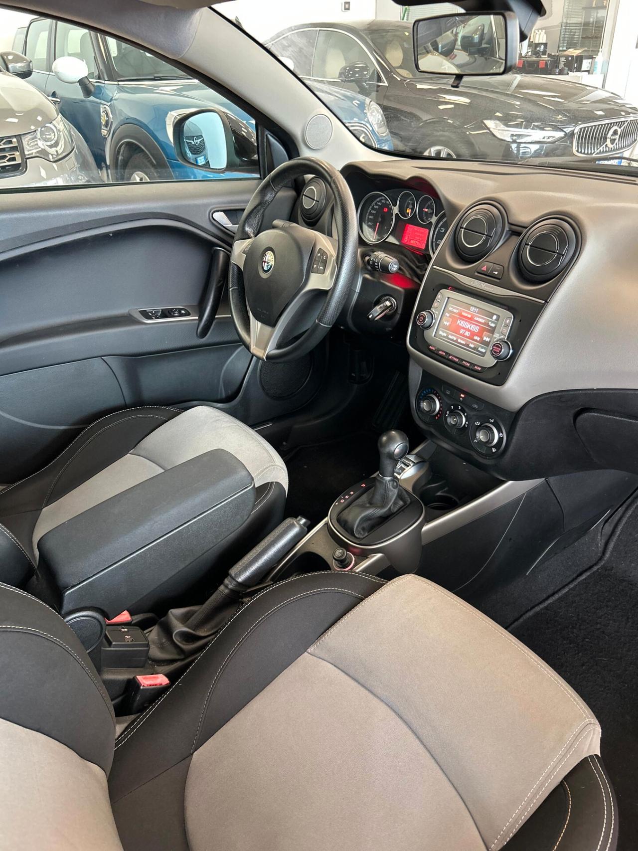 Alfa Romeo MiTo 1.4 T 140 CV M.air S&S TCT Distinctive