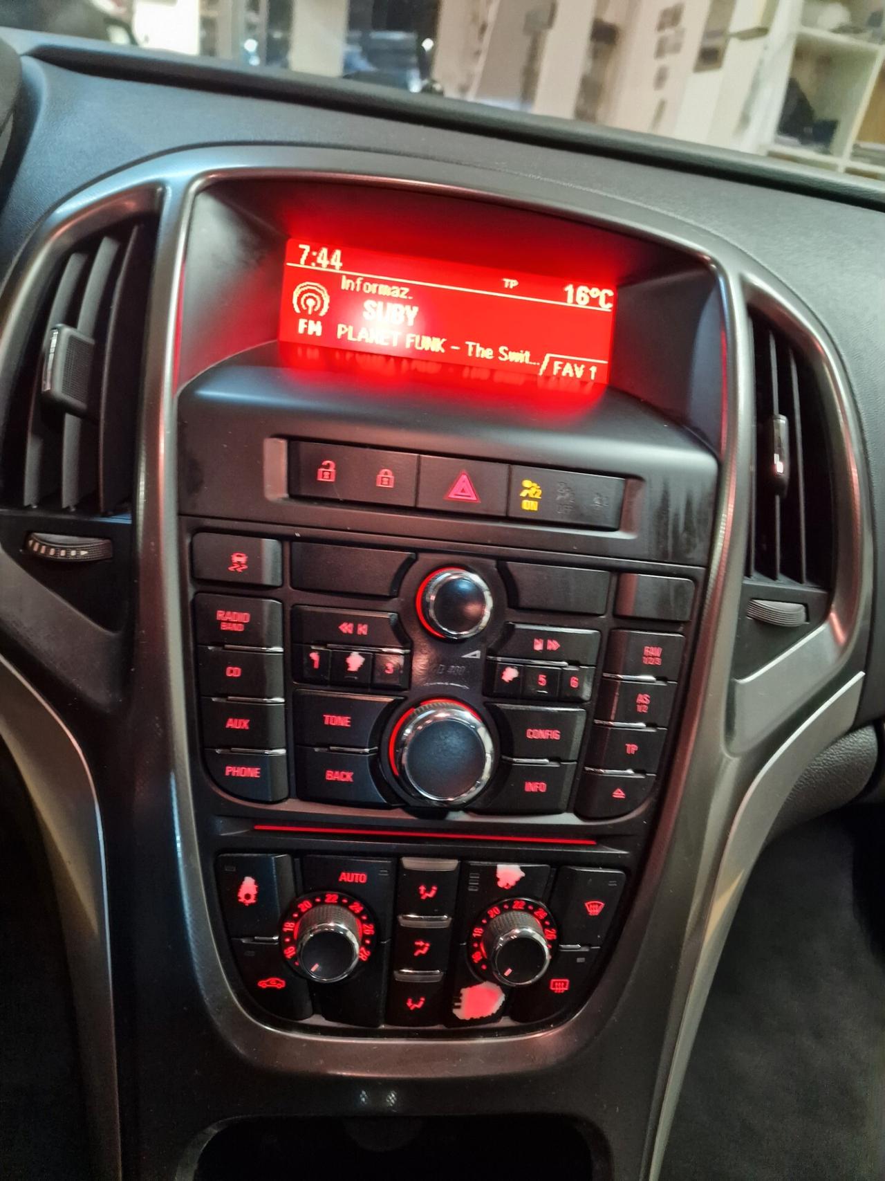 Opel Astra 1.7 CDTI 110CV Sports Tourer Cosmo