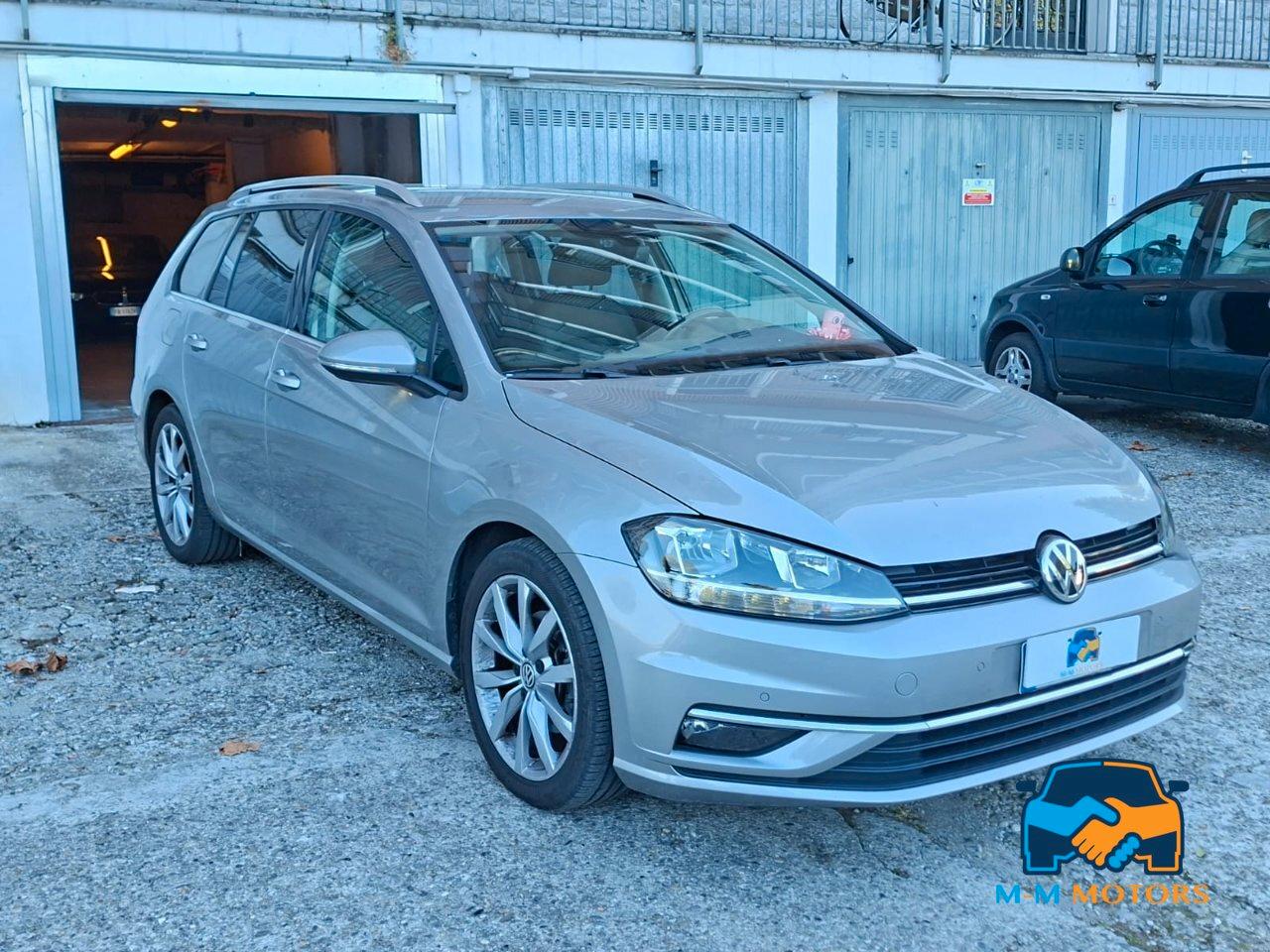 Volkswagen Golf Variant 1.6 tdi Business 115cv dsg