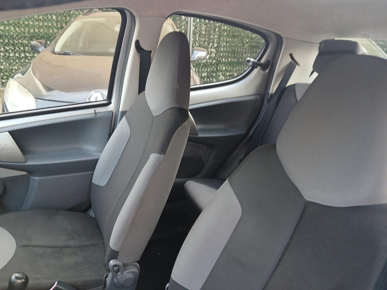 Peugeot 107 1.0 68CV 5p. Desir