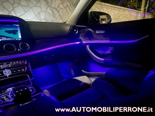 MERCEDES-BENZ E 220 d Sport (Virtual/Navi/Retro/LED)