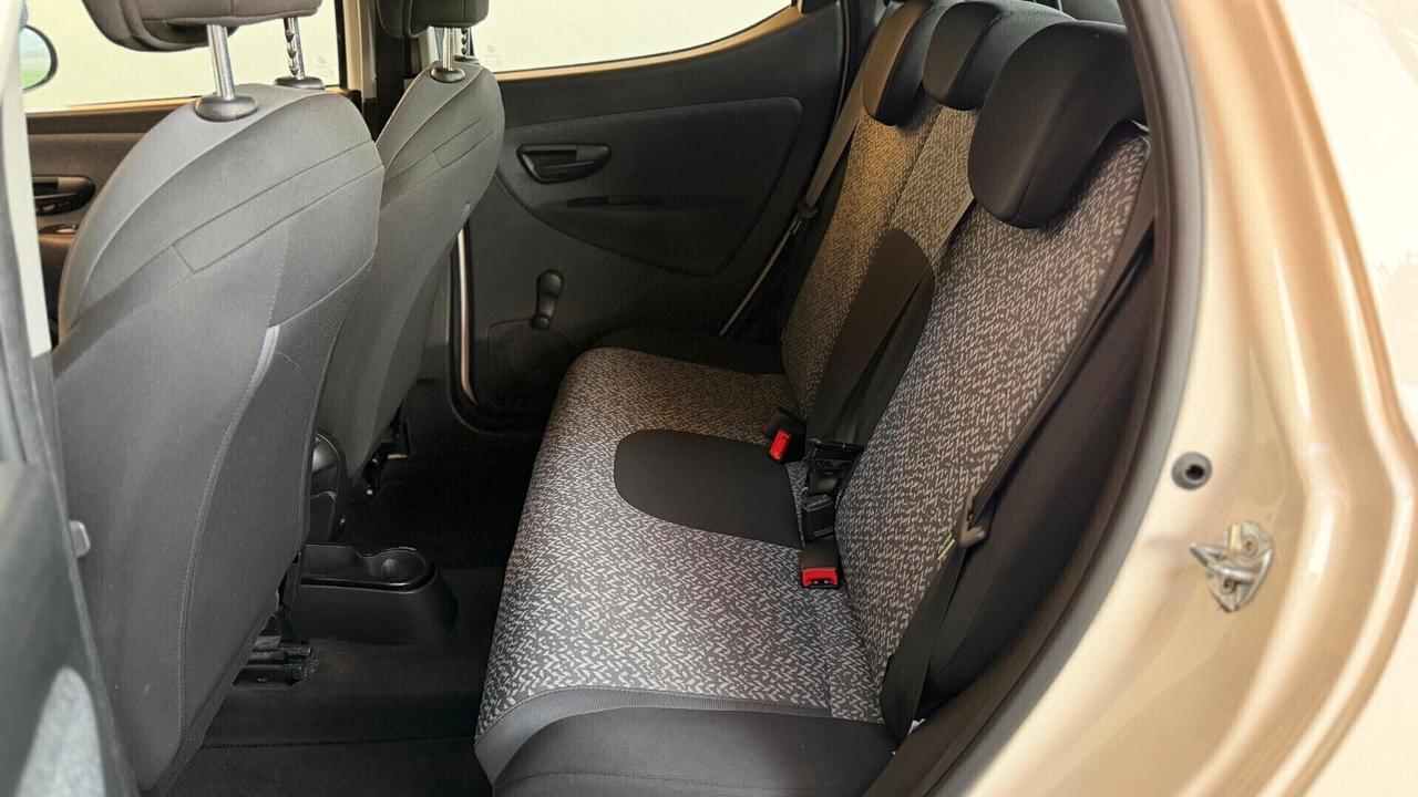 Lancia Ypsilon 1.2 69 CV 5 porte S&S Elefantino Blu