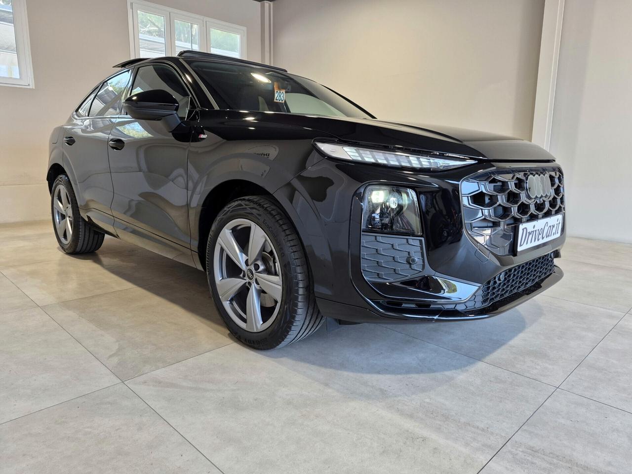 Audi Q3 SPORTBACK 2.0 TDI S LINE EDITION S-TRONIC TETTO PANORAMICO APRIBILE AUTO UFFICIALE AUDI 1 PROPRIETARIO