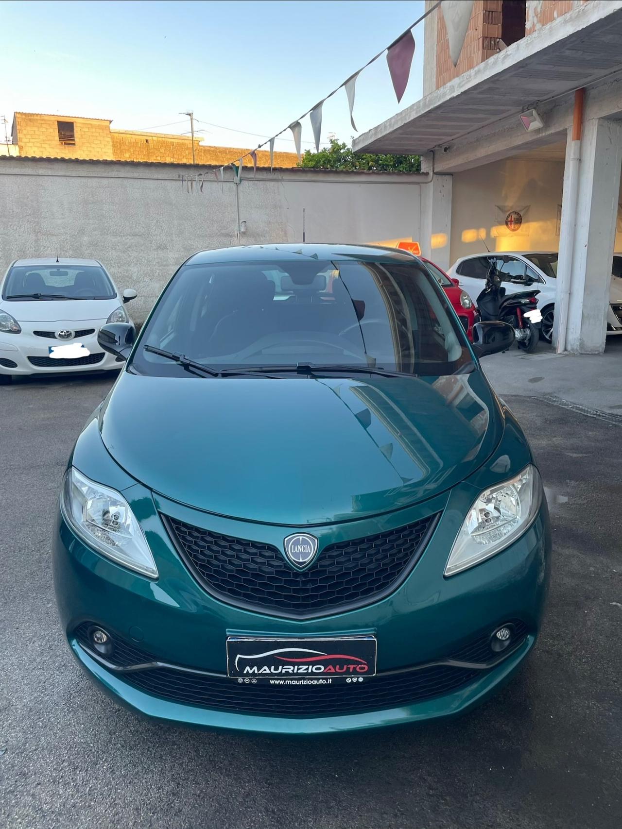 Lancia Ypsilon 1.2 69 CV 5 porte GPL Ecochic Platinum stupenda